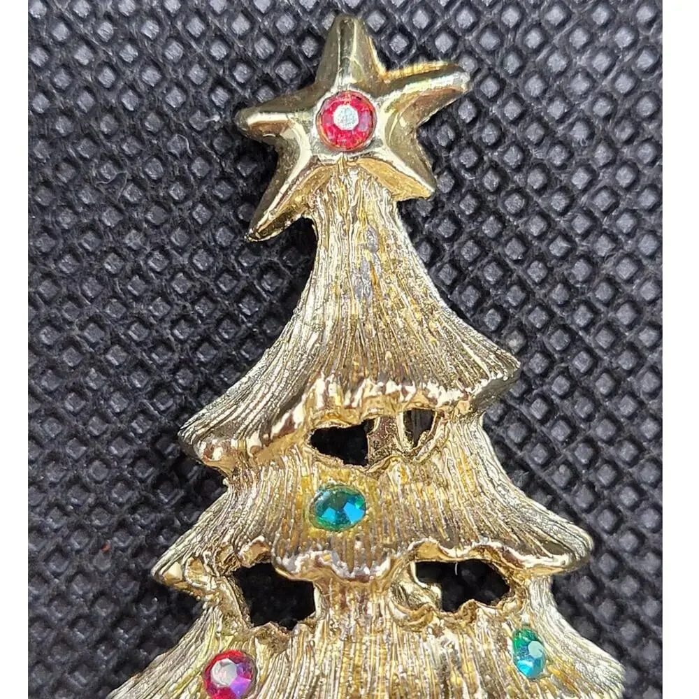 Luxe Vintage Holiday Sparkle Rhinestone Tiered Tree‎ Brooch Gold Tone Elegant 2